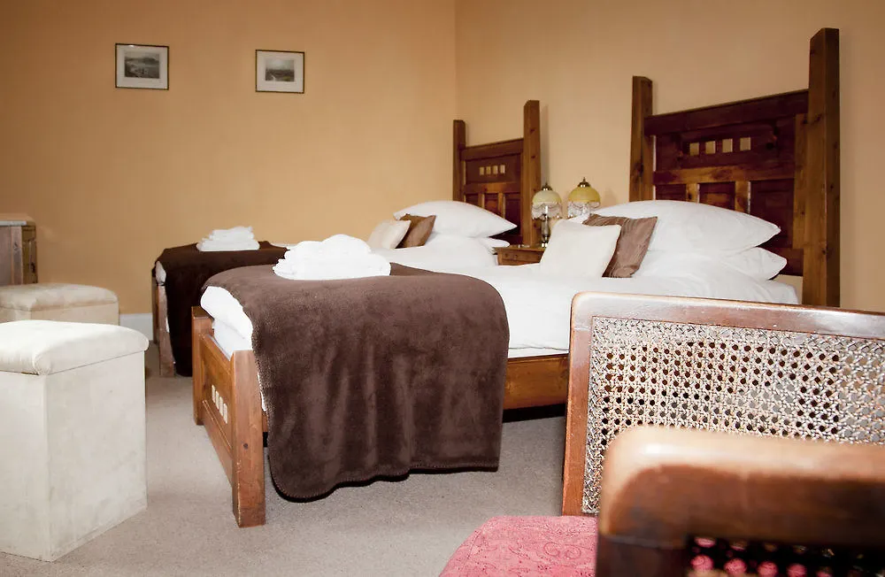 The Punch Bowl Inn Feetham 4*,  United Kingdom