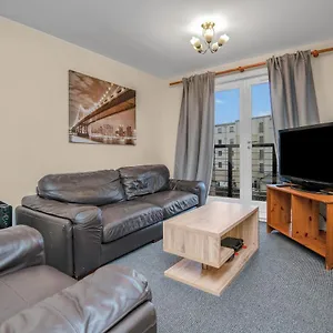 City Center Coady Sleeps 5 Free Car Park Space Edinburgh